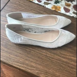 SOLD. Never worn, Size 9 lace bridal flats from Davids Bridal
